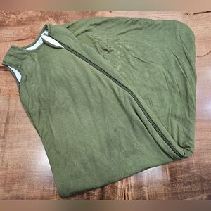 Kyte bamboo green sleep sack large 1 tog PLAY for fabric pilling